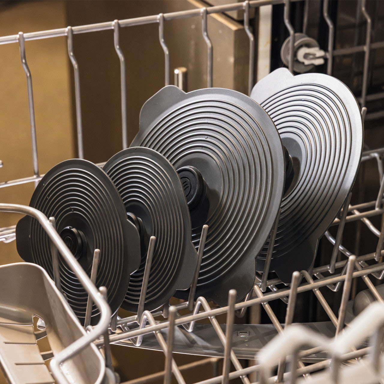 Silicone-Pot-Lid-In-Use-9.jpg